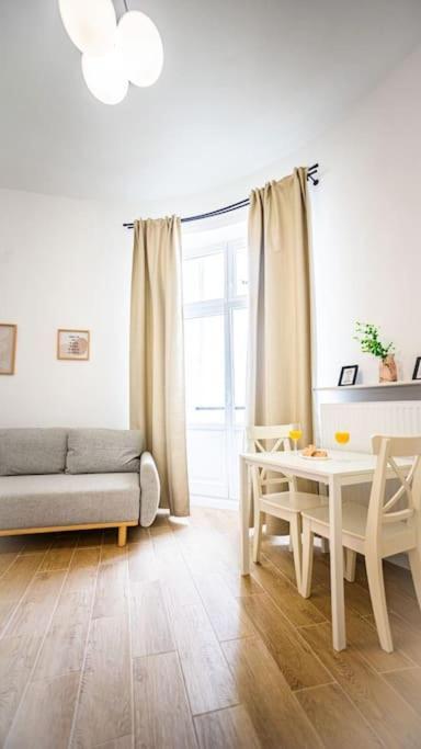 Lovely Apartment In 华沙 外观 照片